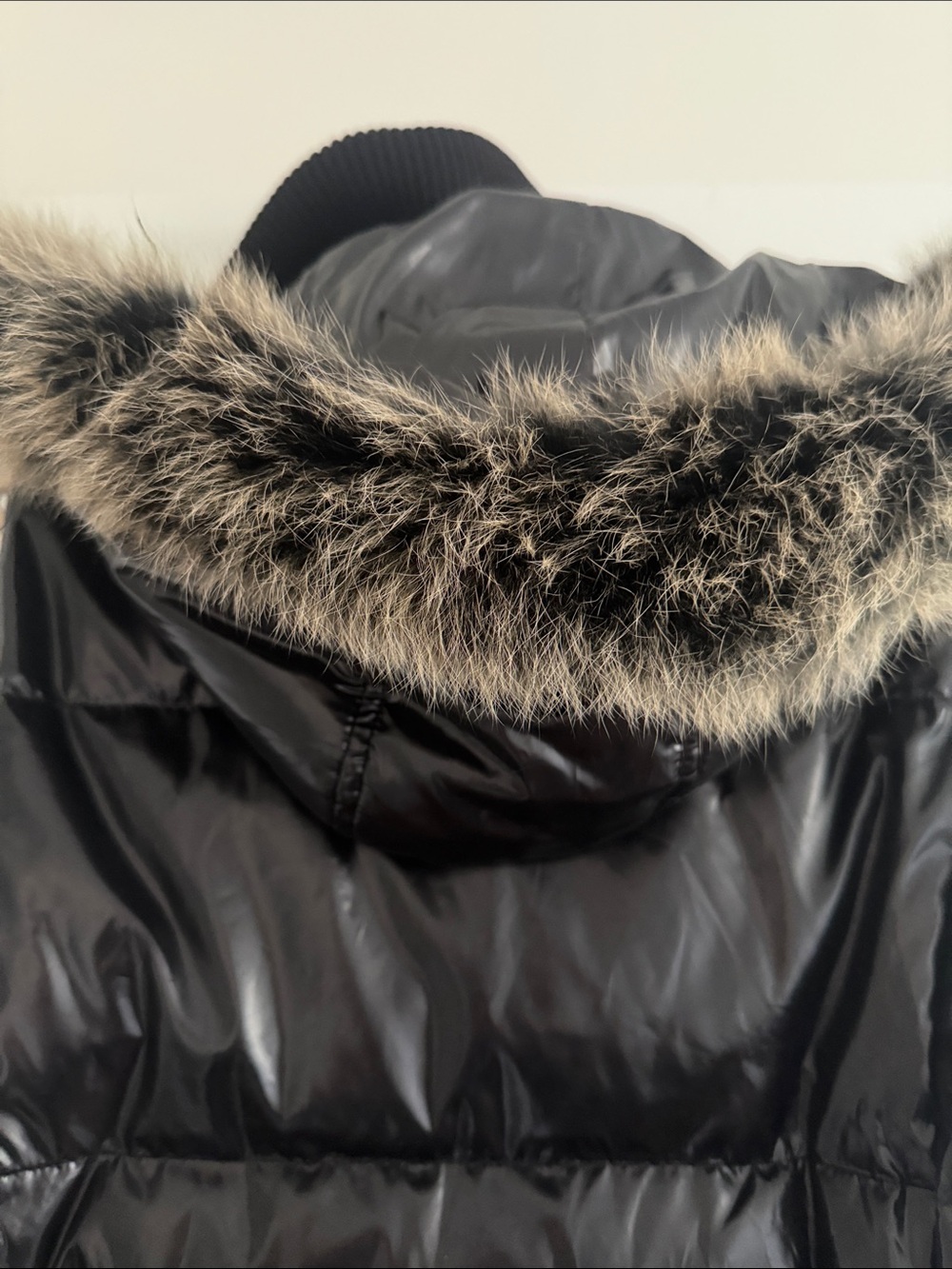 Michael Kors Black Shiny Quilted Puffer Vest with Faux Fur Hood - Picture 5 of 15